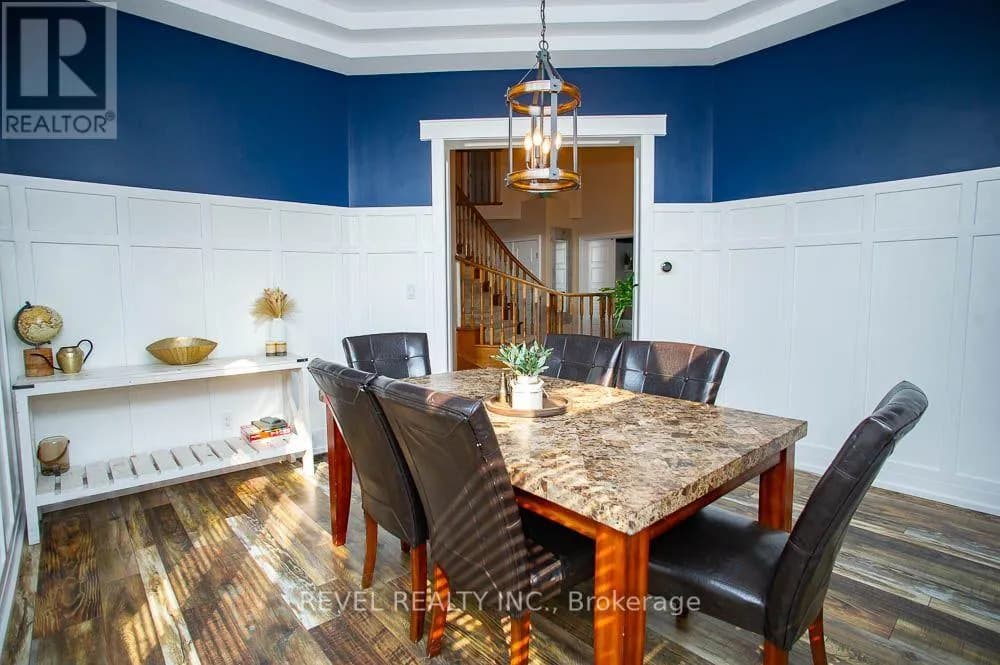7 COOPER COURT — photo 5 of 43