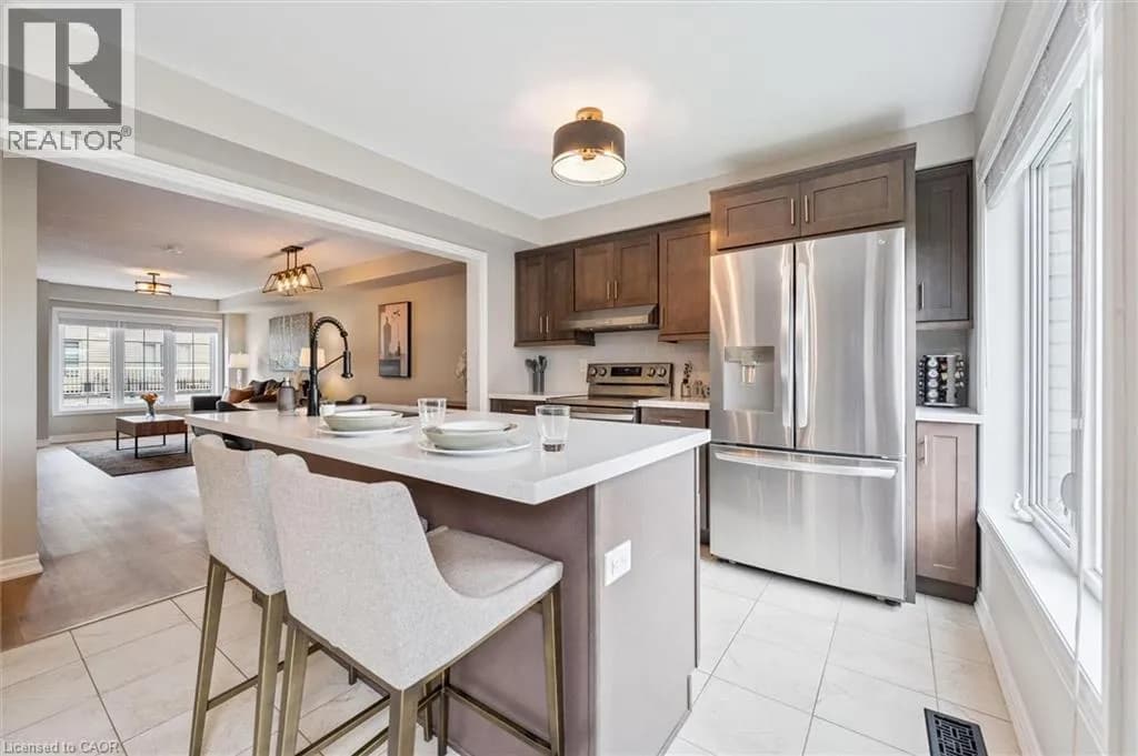 395 LINDEN Drive Unit# 2 — photo 1 of 24