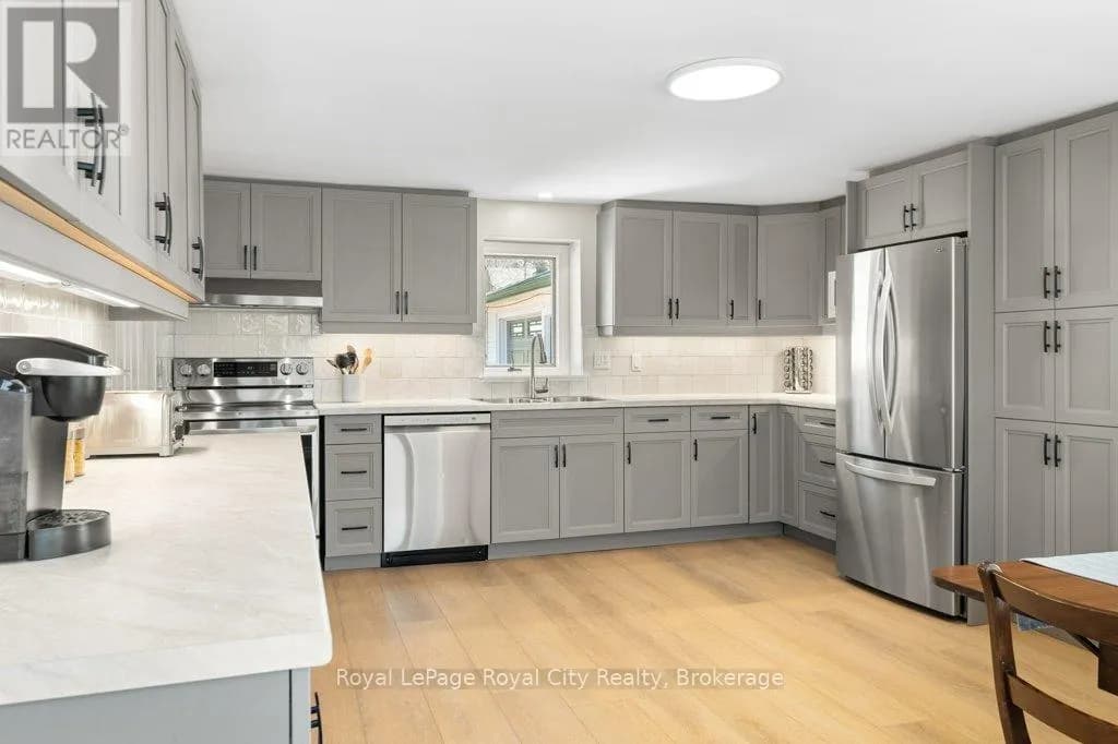 8397 WELLINGTON 22 ROAD — photo 5 of 35
