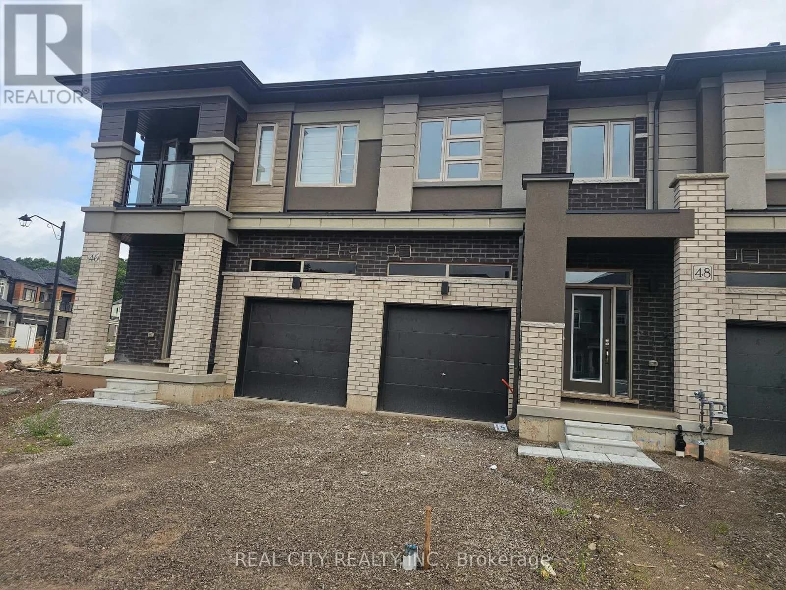48 MCKERNAN AVENUE — photo 2 of 38