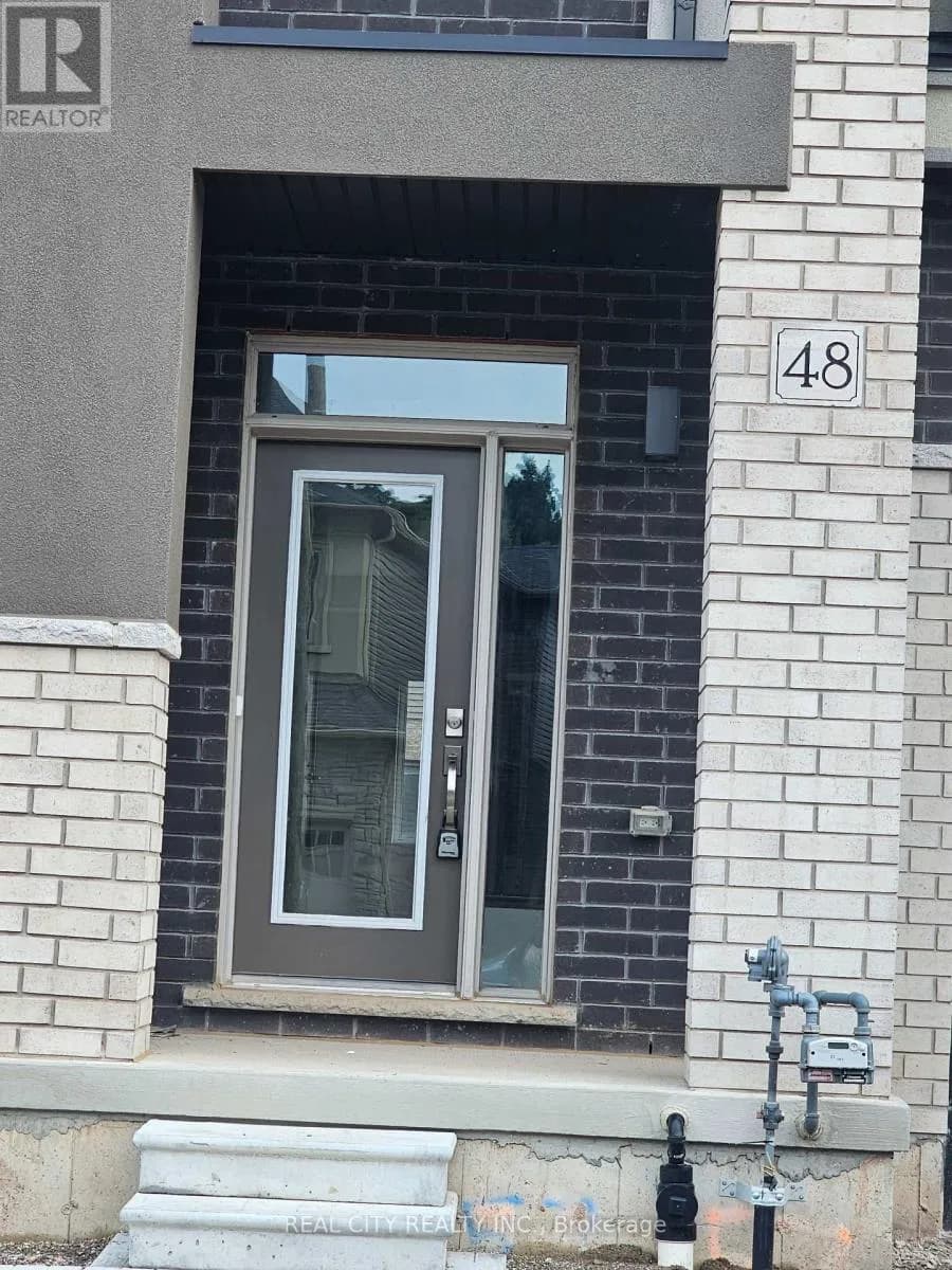 48 MCKERNAN AVENUE — photo 3 of 38