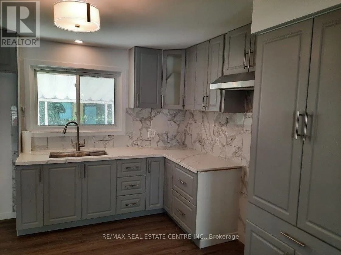 391 TAMARACK DRIVE — photo 2 of 18