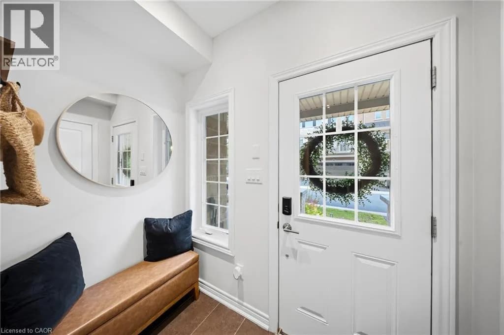 215 DUNDAS Street E Unit# 19 — photo 4 of 30