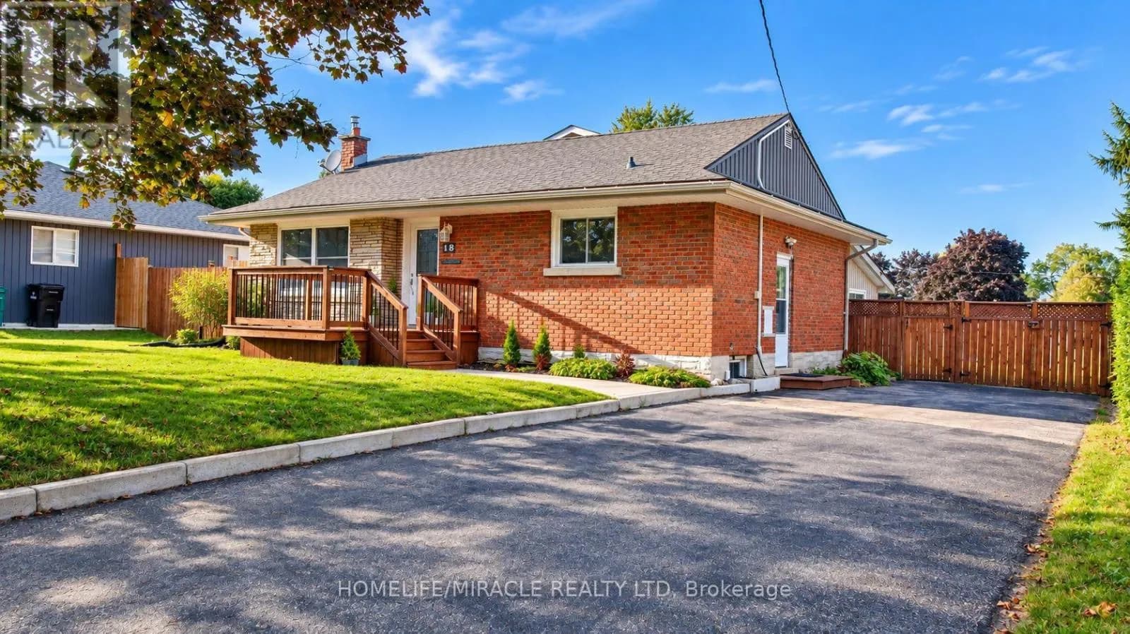 18 CLEARVIEW DRIVE — photo 2 of 43