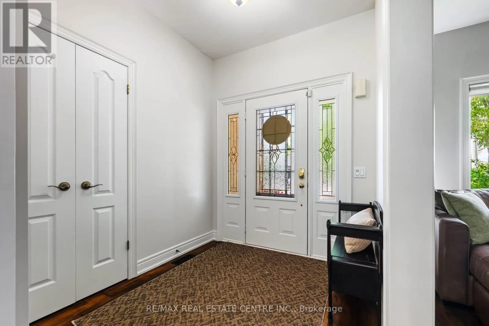 119 OAK RIDGE DRIVE — photo 3 of 50