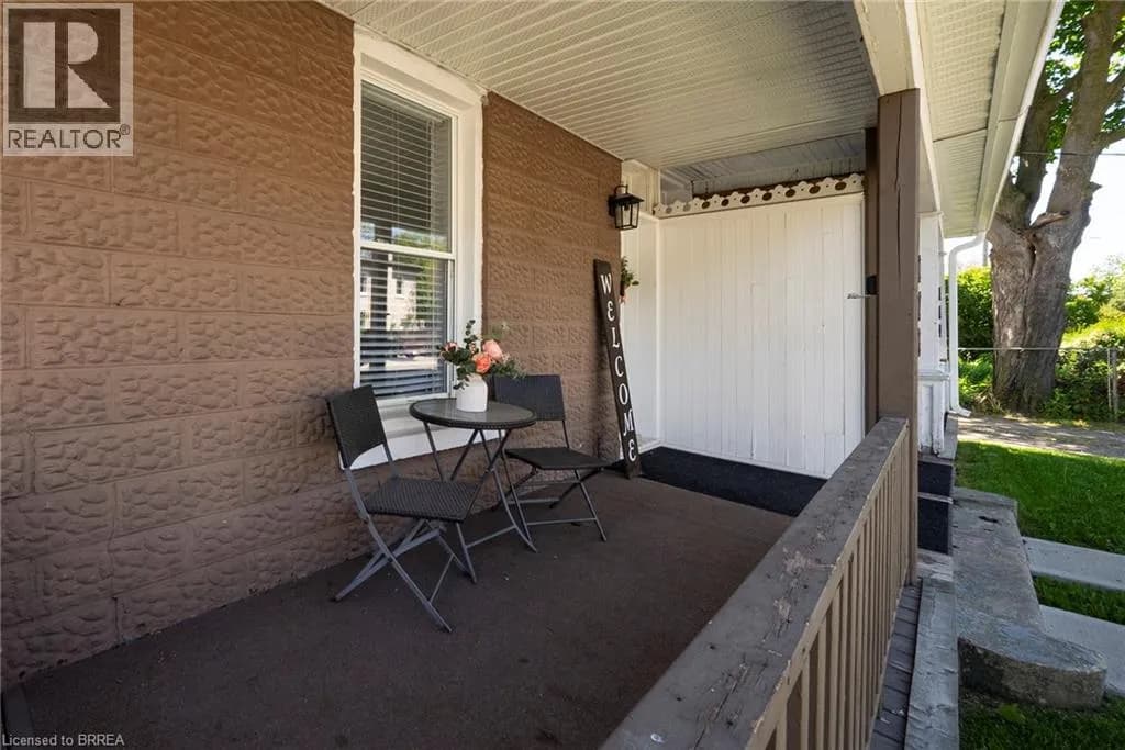 171 DRUMMOND Street — photo 2 of 29