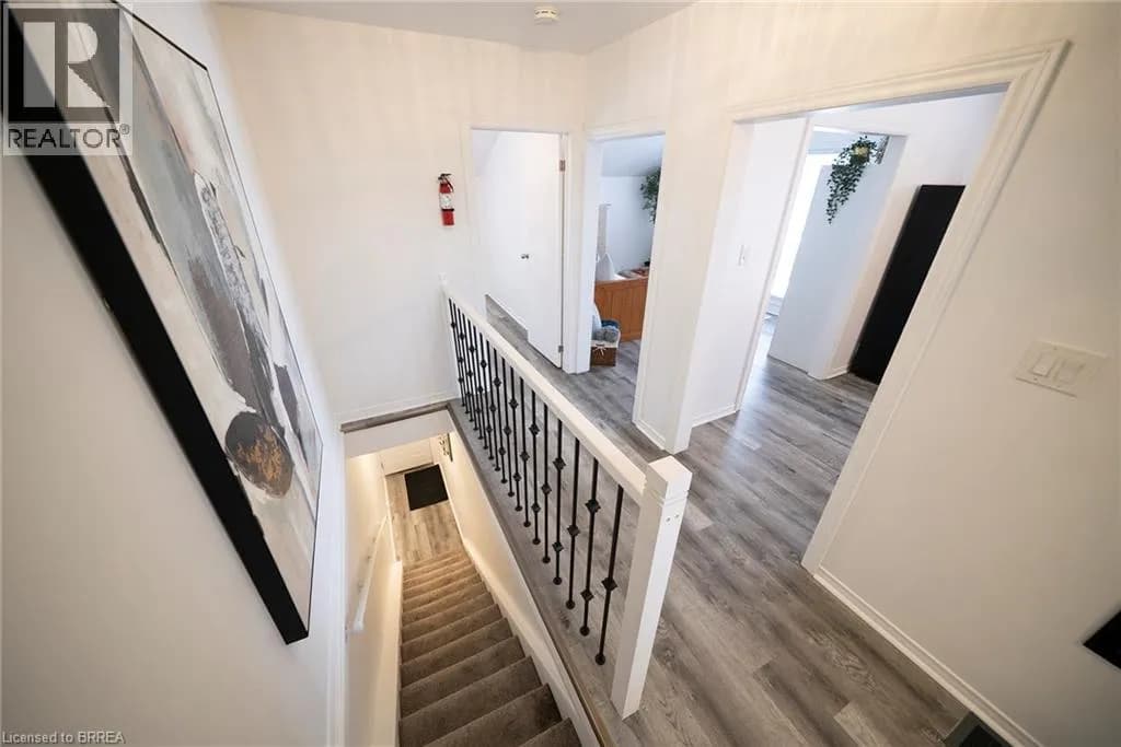 171 DRUMMOND Street — photo 4 of 29