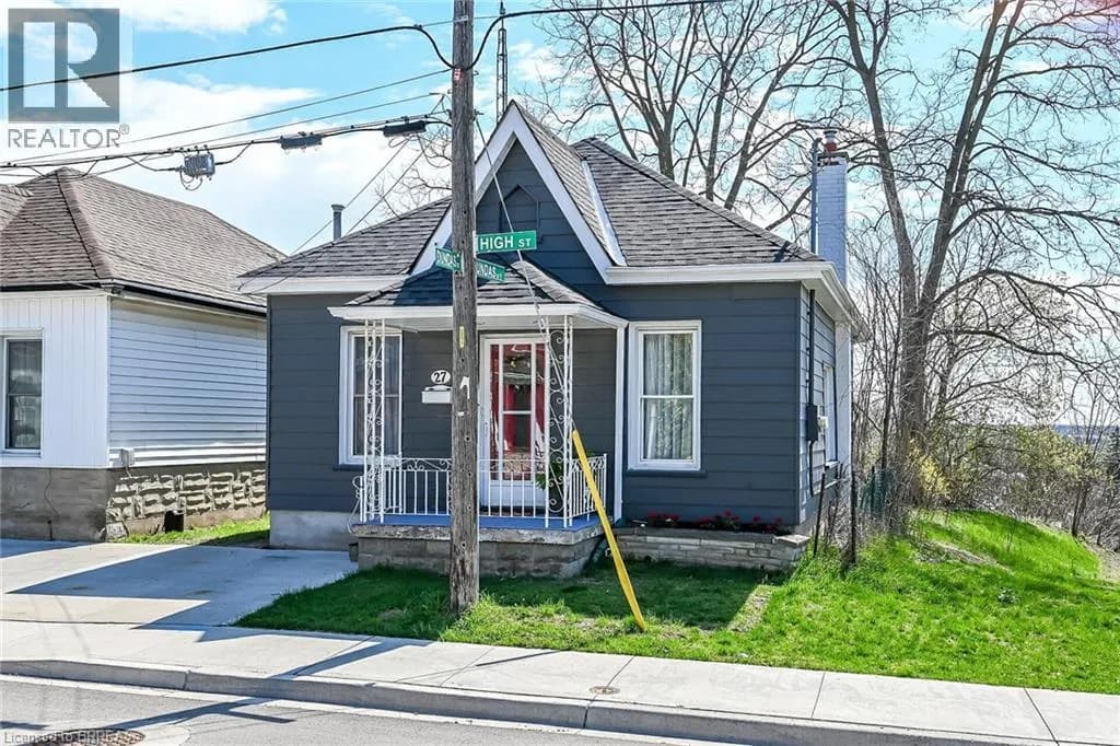 27 HIGH Street — photo 2 of 50