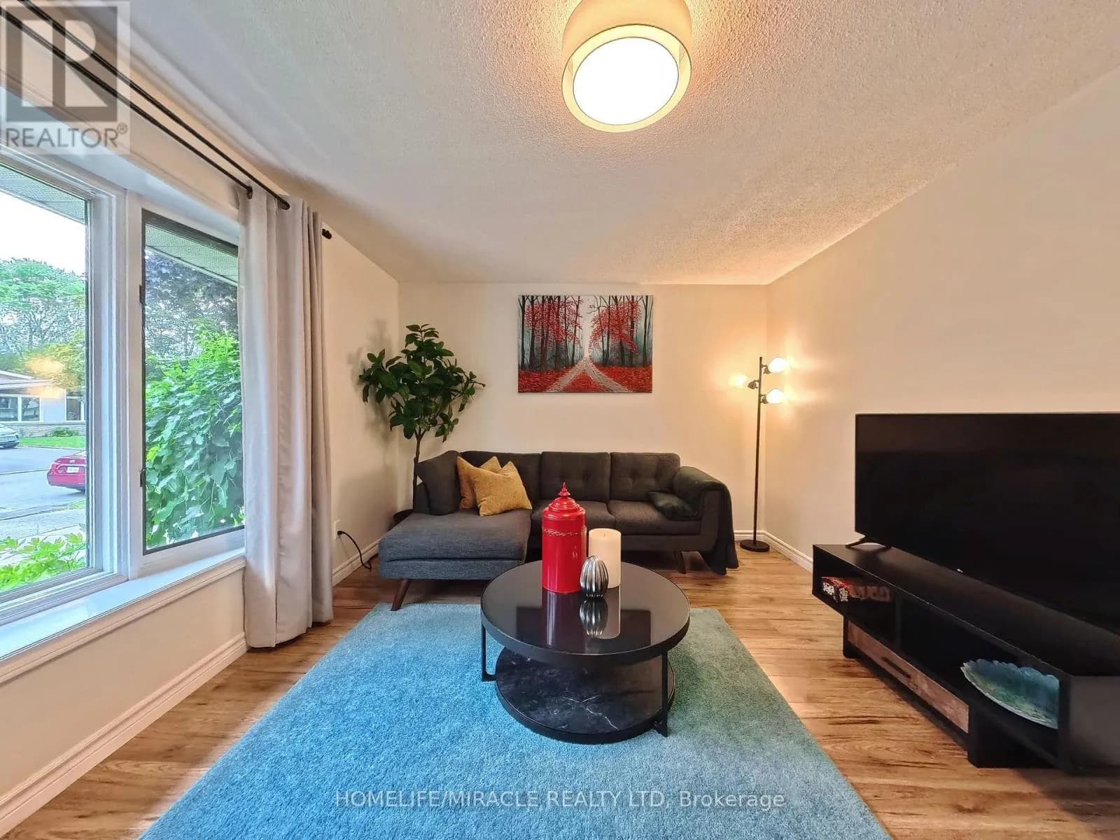 380 GRANGEWOOD DRIVE — photo 5 of 47