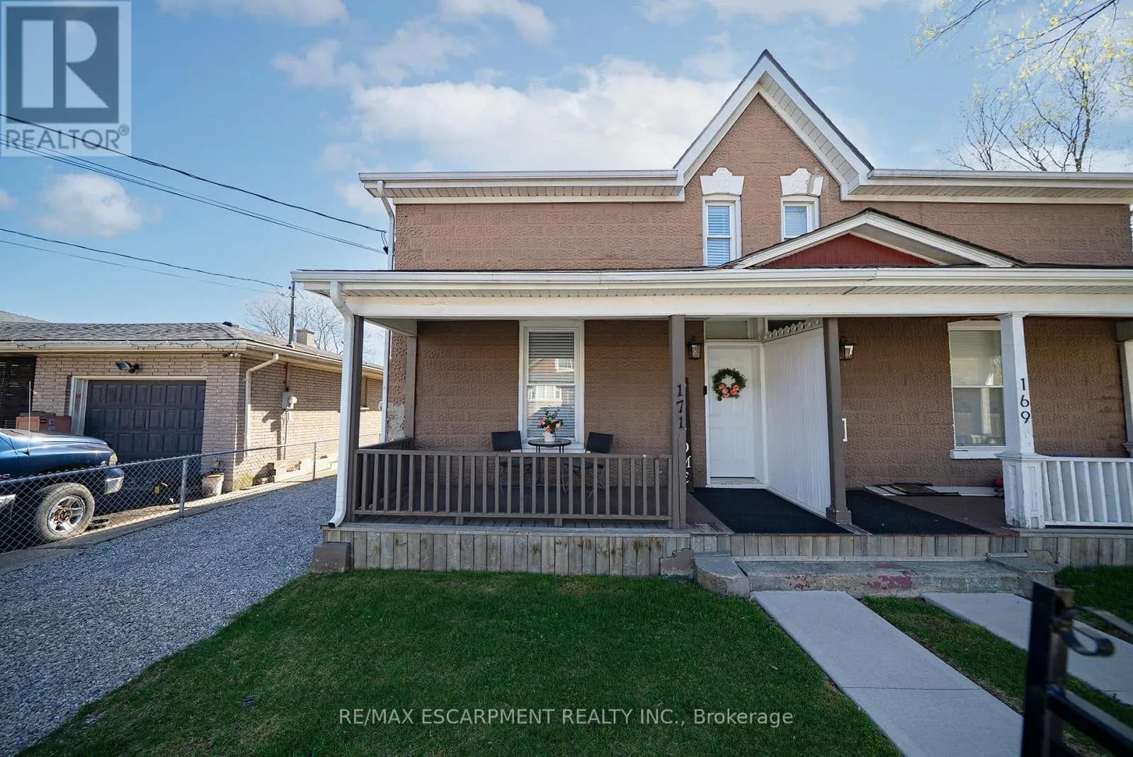171 DRUMMOND STREET — photo 2 of 34