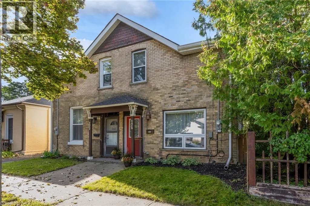 175 WELLINGTON Street — photo 1 of 27