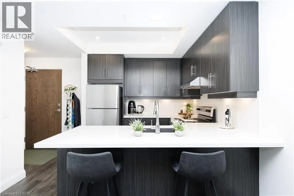 30 HAMILTON Street S Unit# 201 — photo 2 of 42