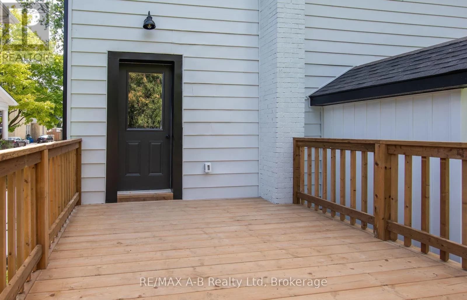 40 EAST GORE STREET — photo 4 of 41
