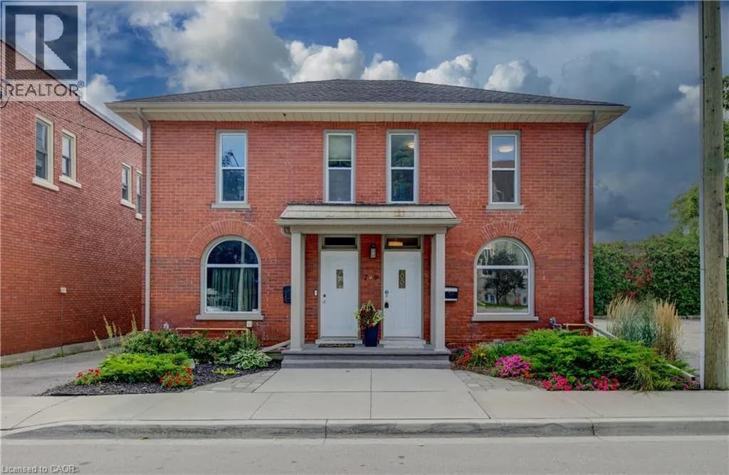 9 SALISBURY Avenue — photo 1 of 32