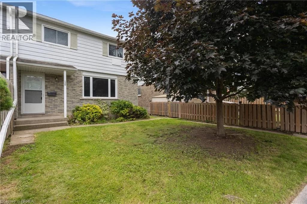 18 OAKHILL Drive Unit# 12B — photo 1 of 40