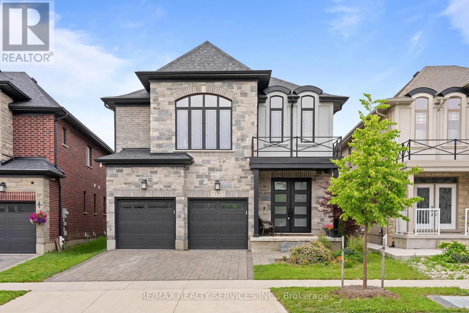130 PONDCLIFFE DRIVE — photo 2 of 49