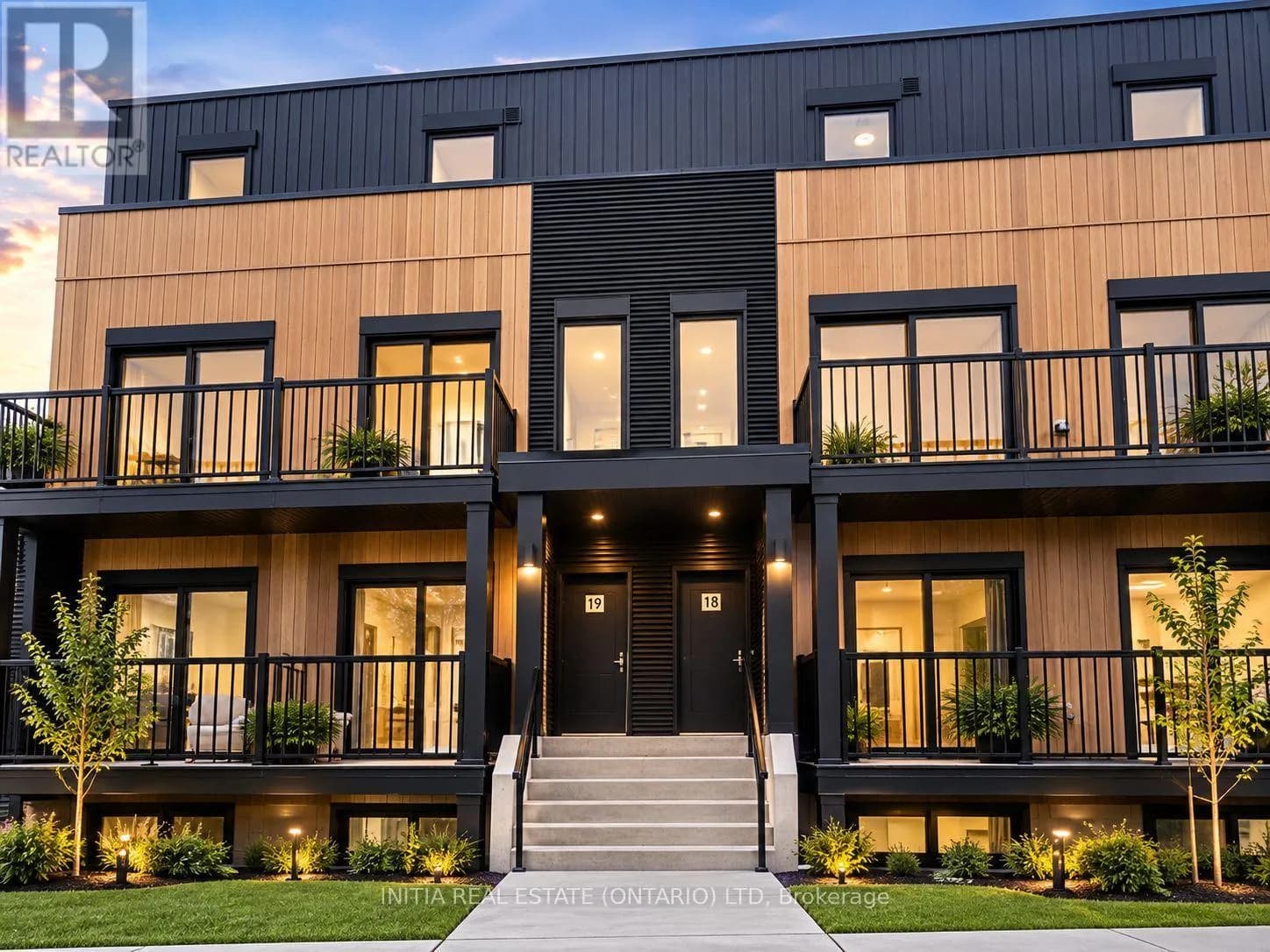 SUITE 18-UNIT D3 - 854 DOON VILLAGE ROAD E — photo 1 of 6