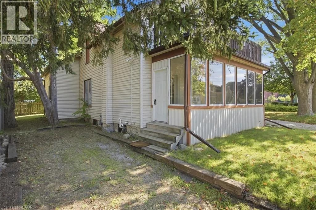 162 JOSEPH Street — photo 3 of 40