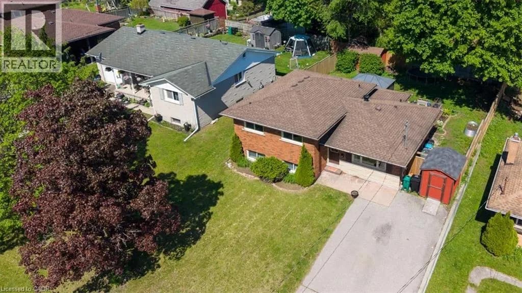 149 AVONDALE Road — photo 4 of 48