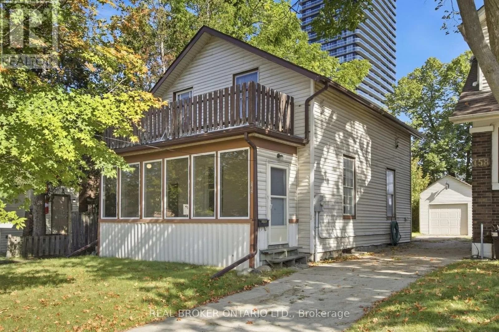 162 JOSEPH STREET — photo 2 of 40