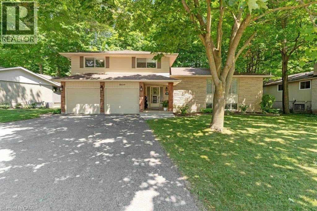 11 GREY OWL Drive — photo 1 of 47