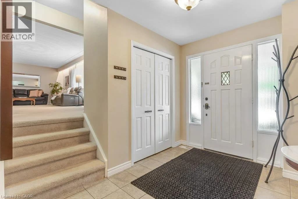 11 GREY OWL Drive — photo 4 of 47
