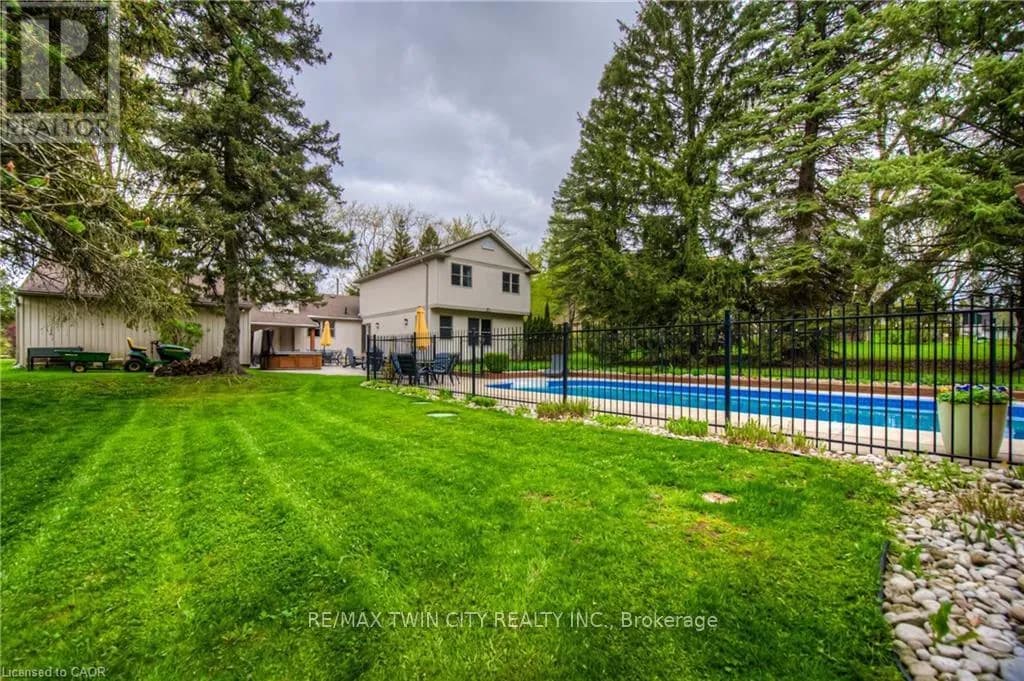 145 RIVERBANK DRIVE — photo 4 of 42