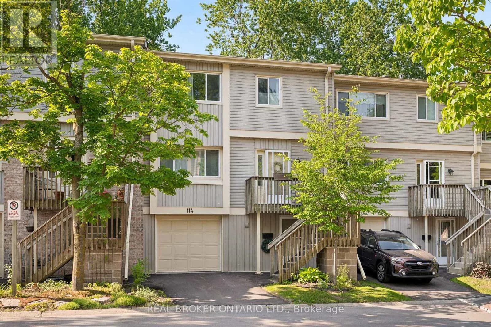 114 - 30 GREEN VALLEY DRIVE — photo 1 of 21