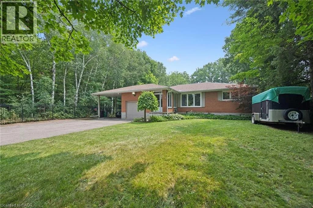 410 AVENUE Road — photo 2 of 50