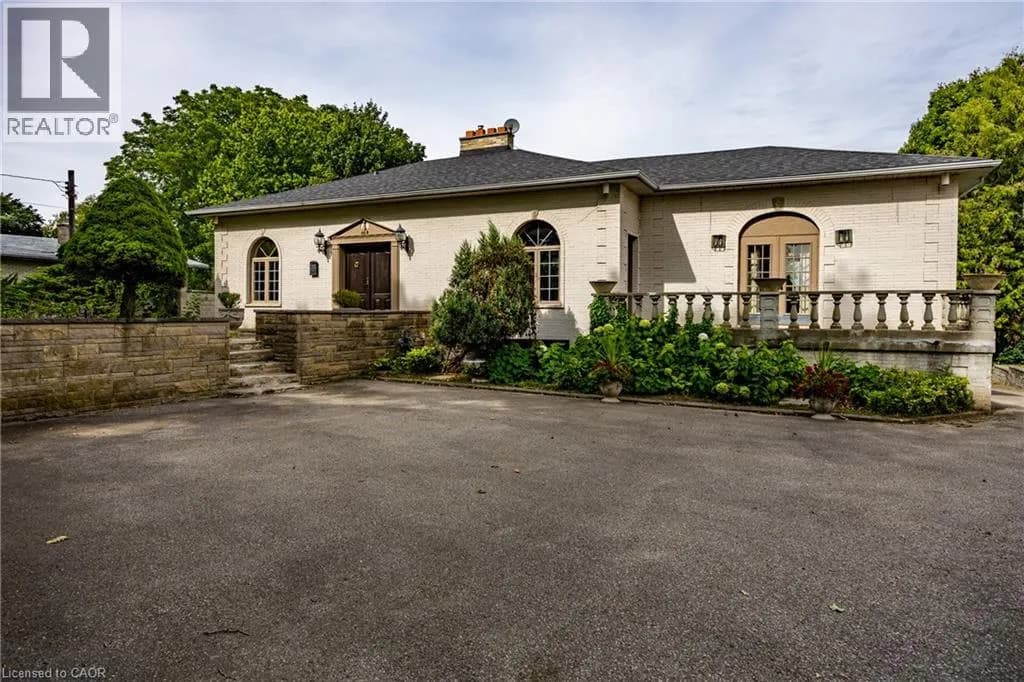 46 TUTELA HEIGHTS Road — photo 1 of 48