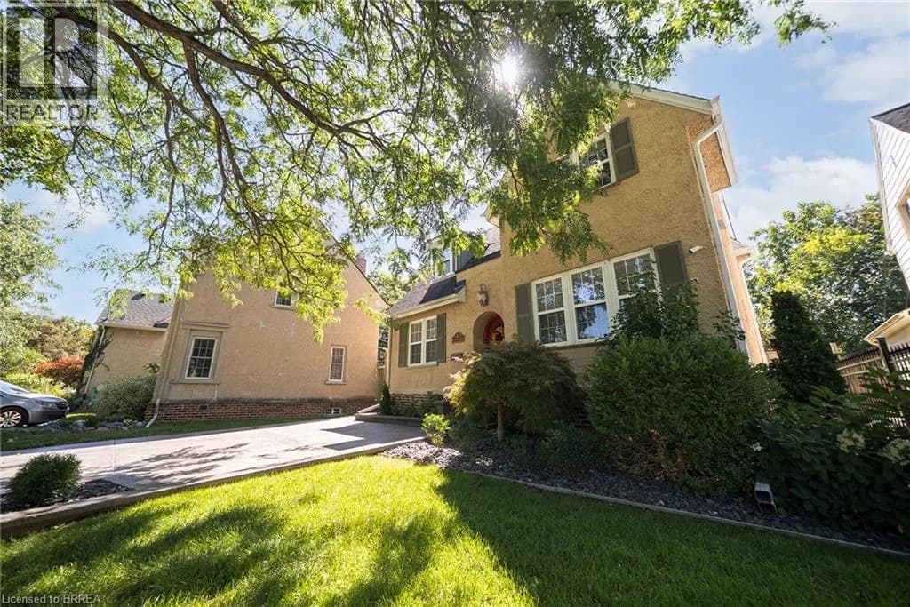 48 LINCOLN Avenue — photo 2 of 50
