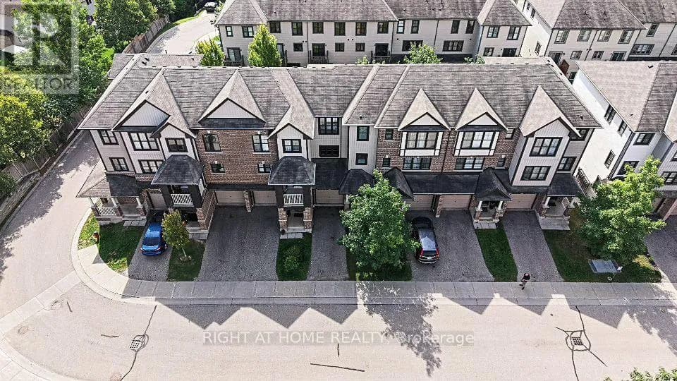 45 - 701 HOMER WATSON BOULEVARD — photo 3 of 32