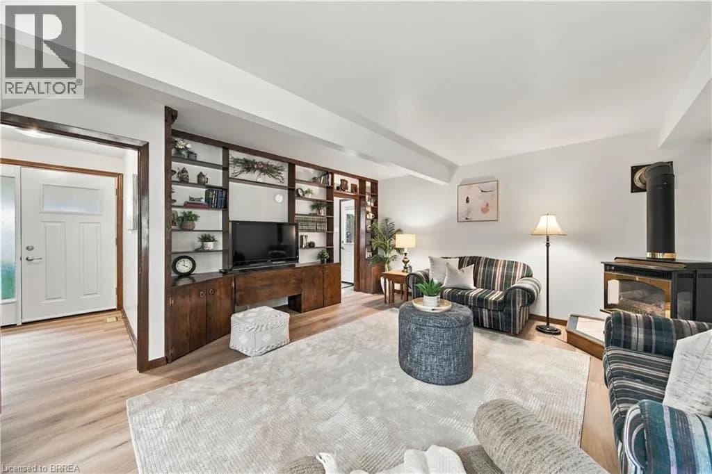 638 OAK PARK Road — photo 4 of 35
