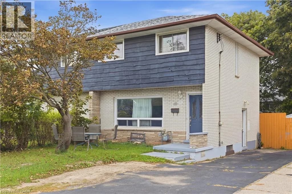 10 JEAN Avenue — photo 1 of 43