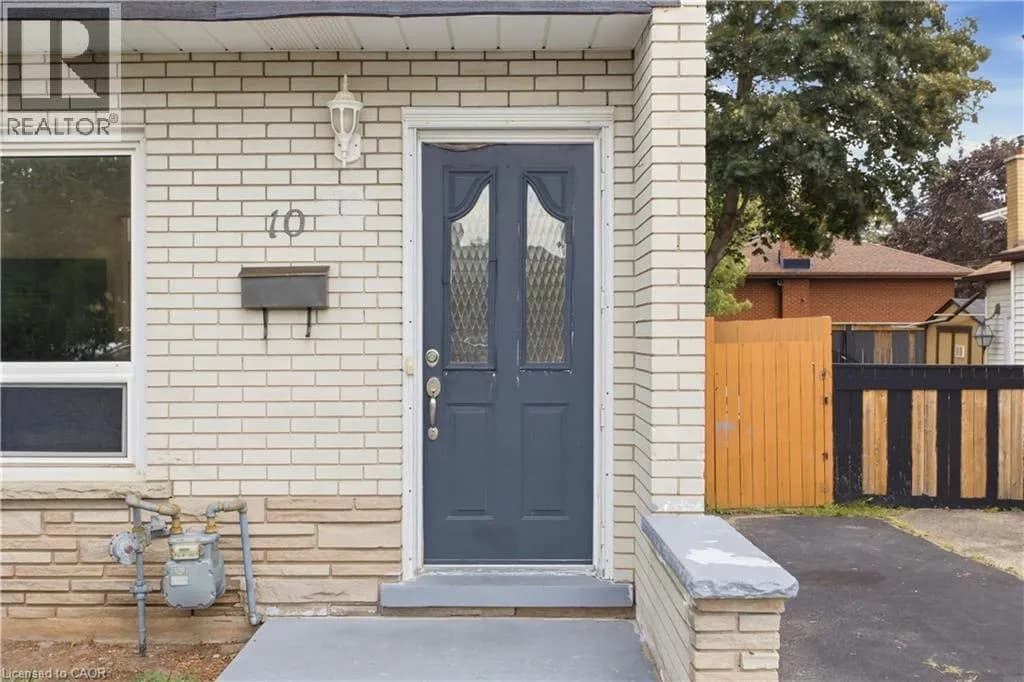 10 JEAN Avenue — photo 2 of 43