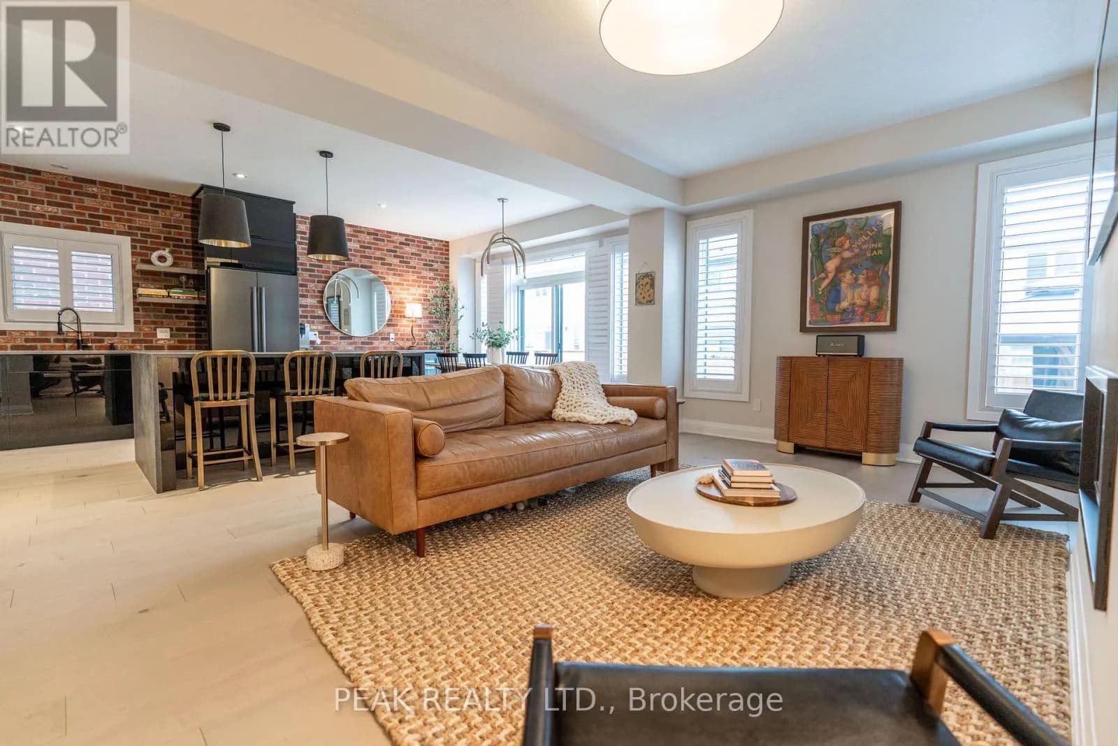 311 CHOKECHERRY CRESCENT — photo 4 of 35