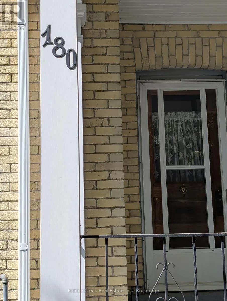 180 COBOURG STREET — photo 3 of 43