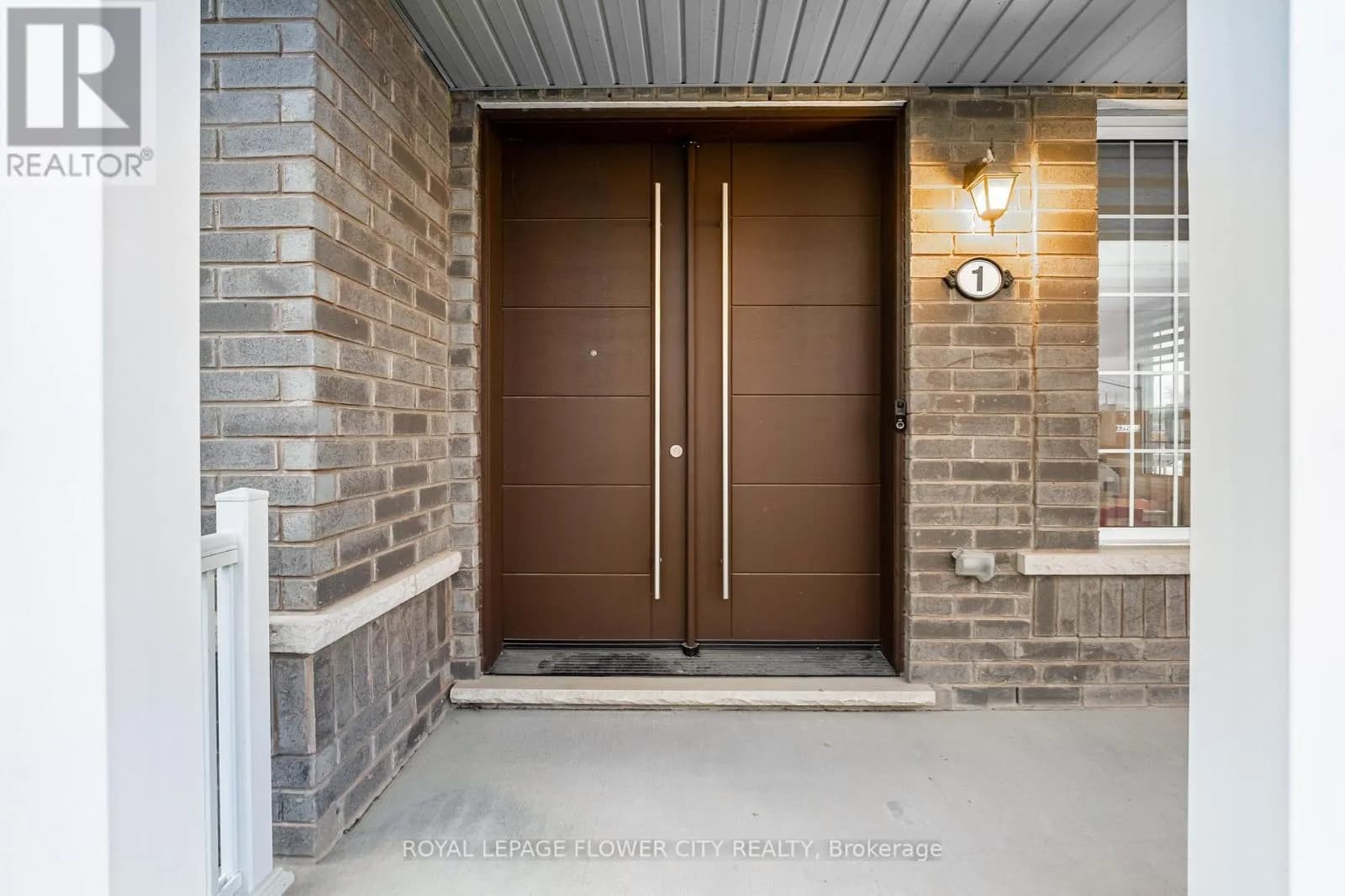 1 ANDERSON ROAD — photo 4 of 40