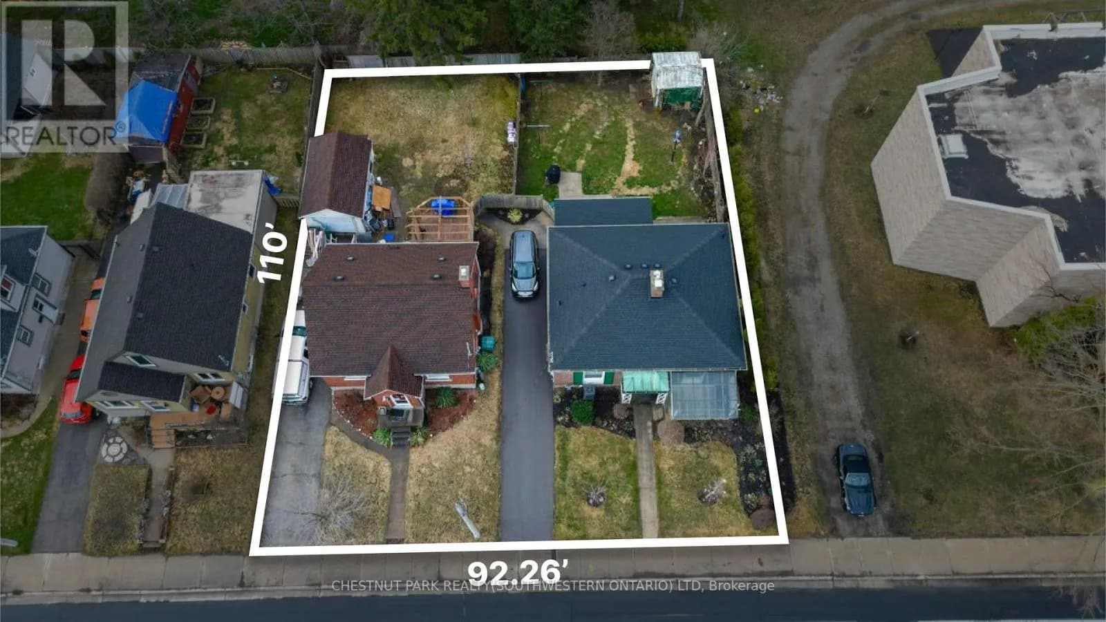 135 STIRLING AVENUE — photo 5 of 8