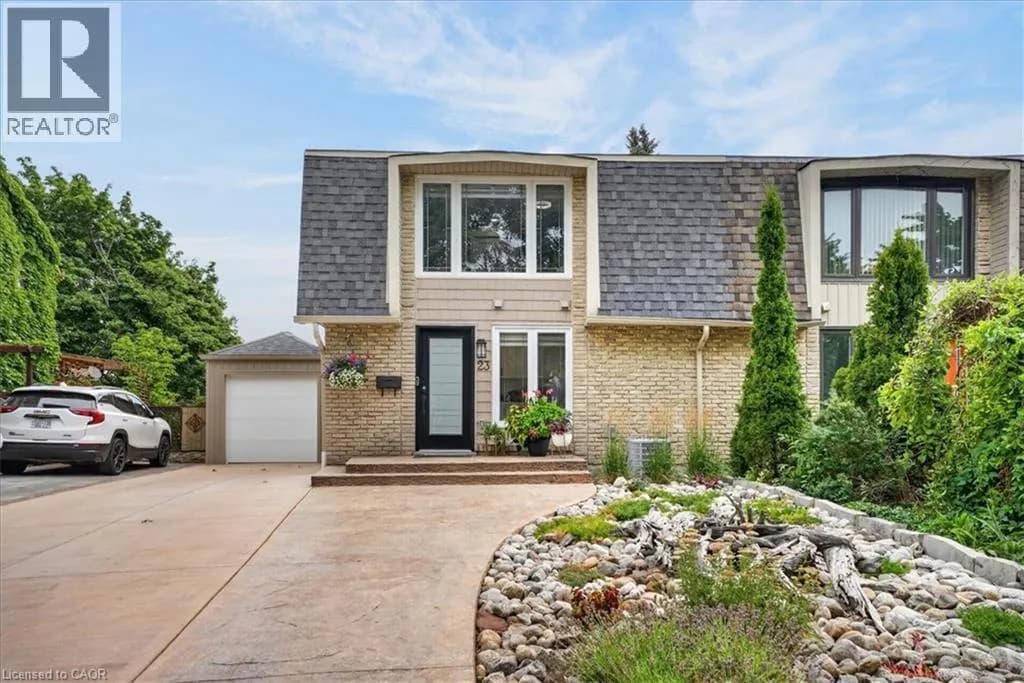 23 BRIAR KNOLL Drive — photo 3 of 50