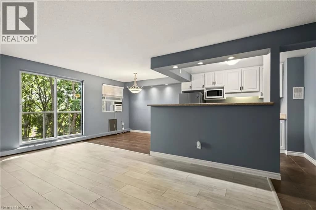 793 COLBORNE Street E Unit# 508 — photo 4 of 31
