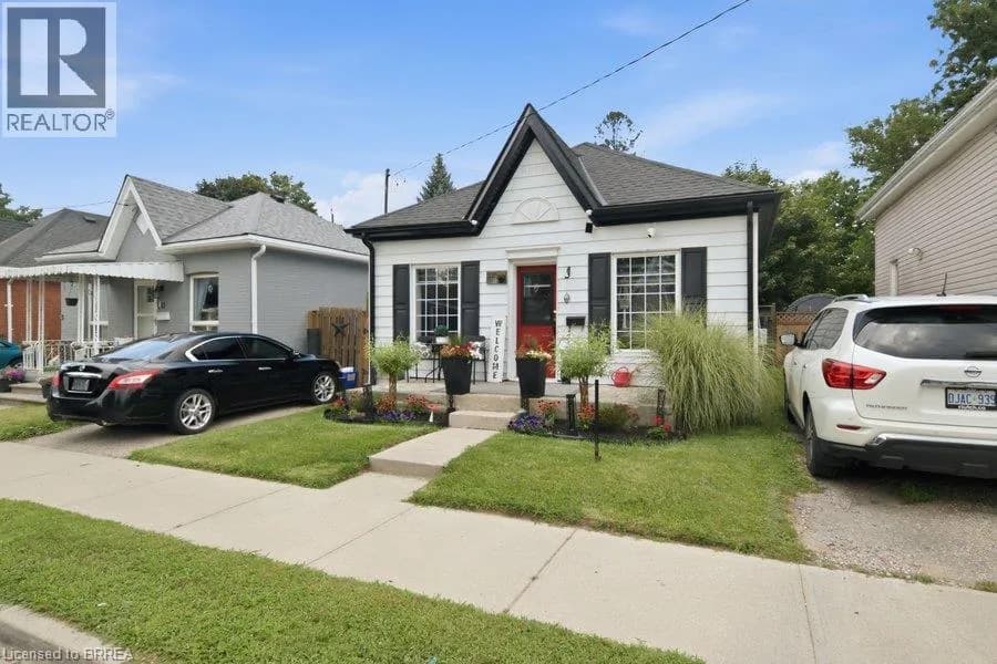 11 ESTHER Street — photo 2 of 36