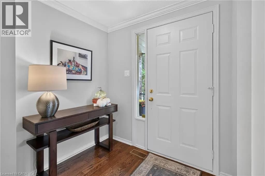 406 CRAIGLEITH Drive Unit# 1 — photo 4 of 41