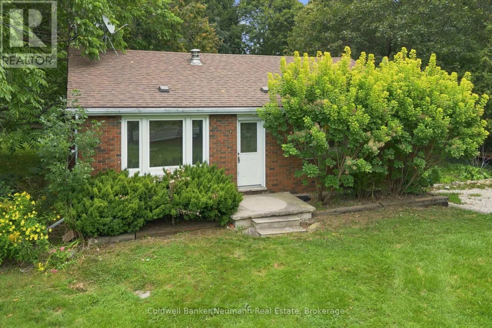 7241 WELLINGTON RD 21 ROAD — photo 2 of 38
