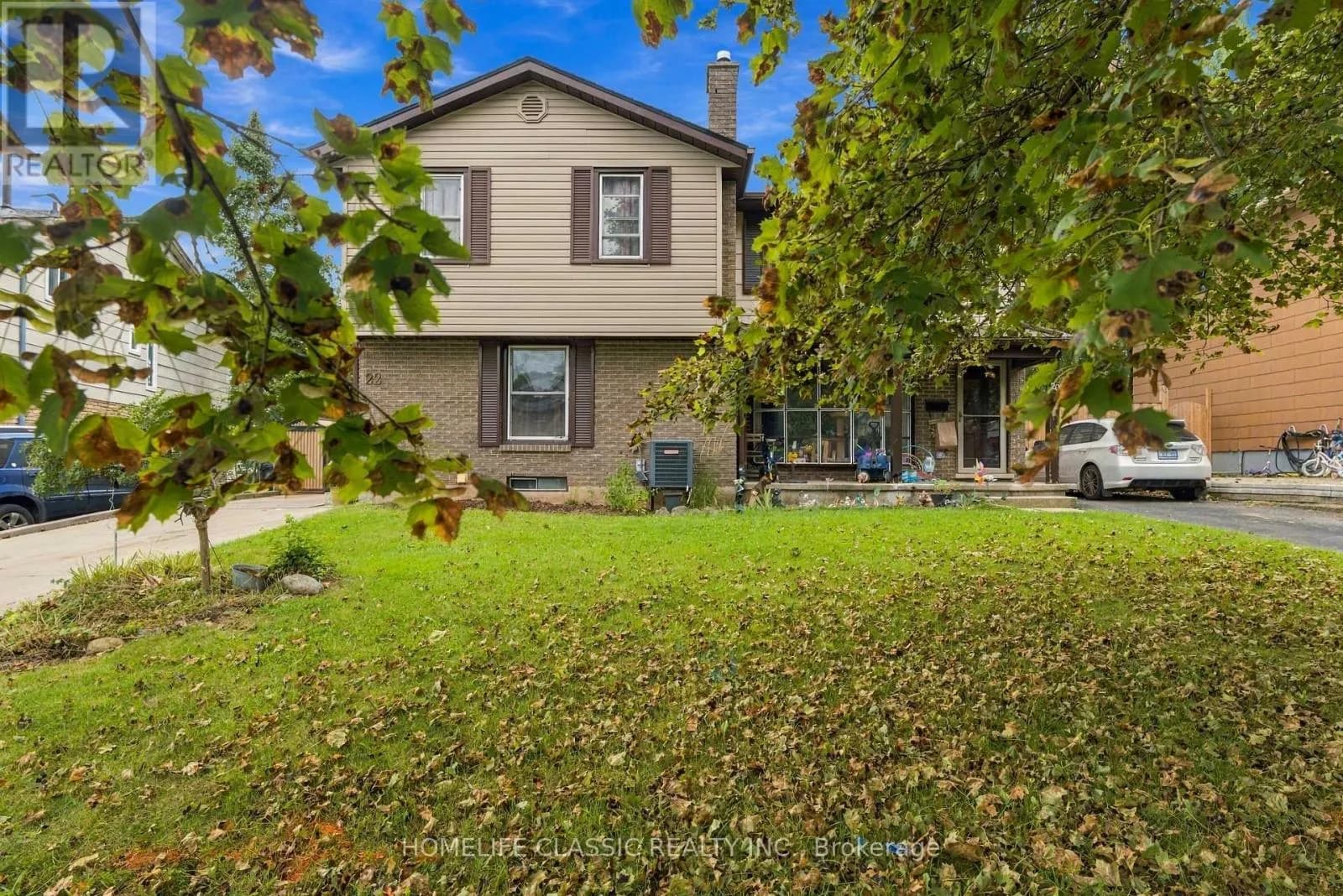 22 FROBISHER COURT — photo 3 of 28