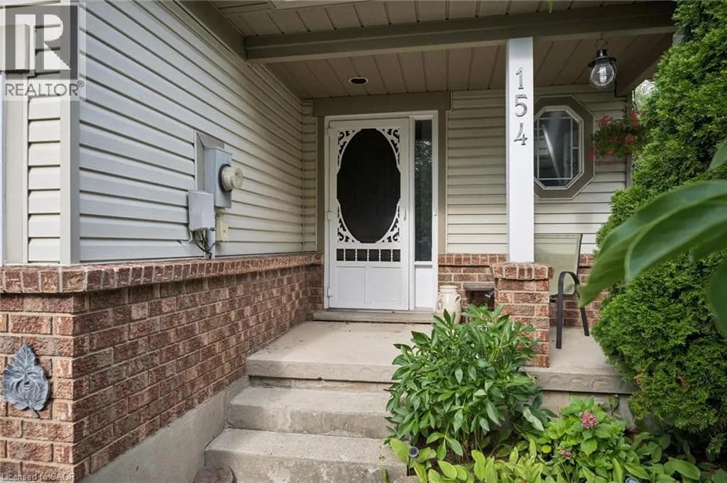 154 SHADOW WOOD Court — photo 3 of 41