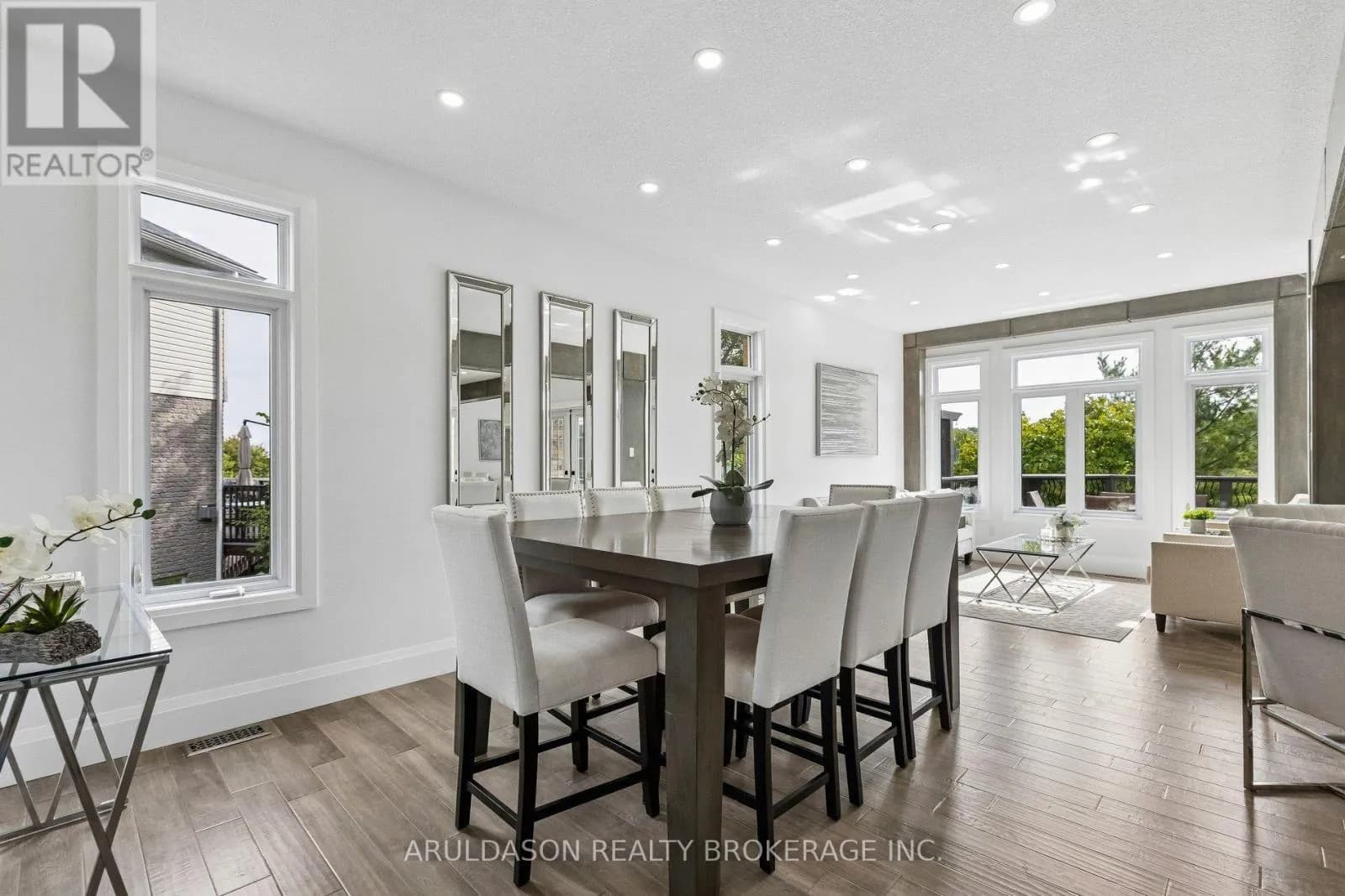 827 GREY ALDER COURT — photo 4 of 23