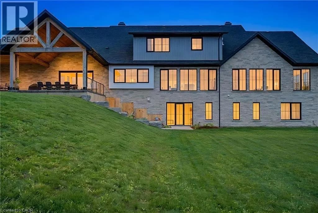 742 COUNTRY SQUIRE Road — photo 1 of 50