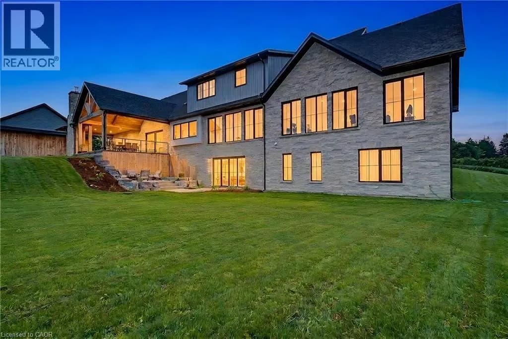 742 COUNTRY SQUIRE Road — photo 3 of 50