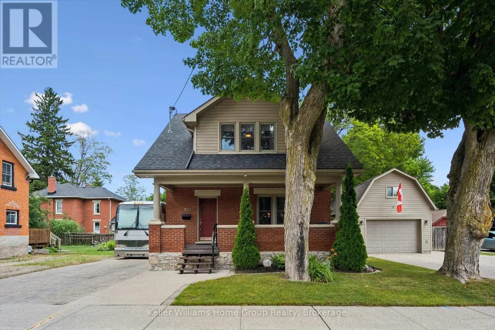 330 ANGUS STREET — photo 1 of 48